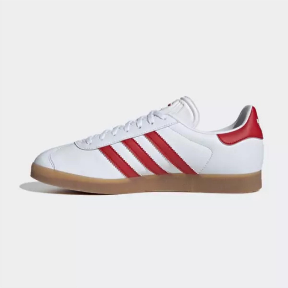Adidas Gazelle sneakers